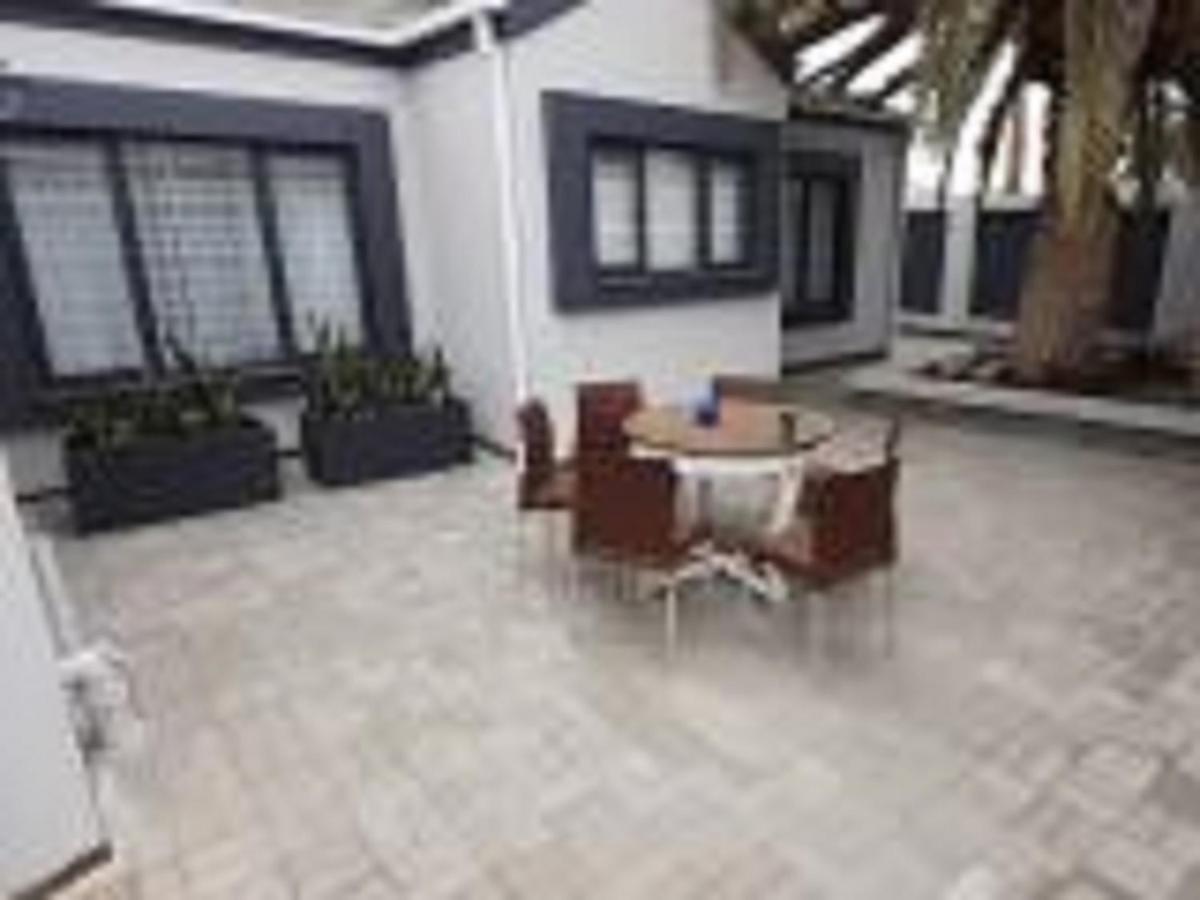 Guesthouse Indongo Swakopmund Eksteriør bilde